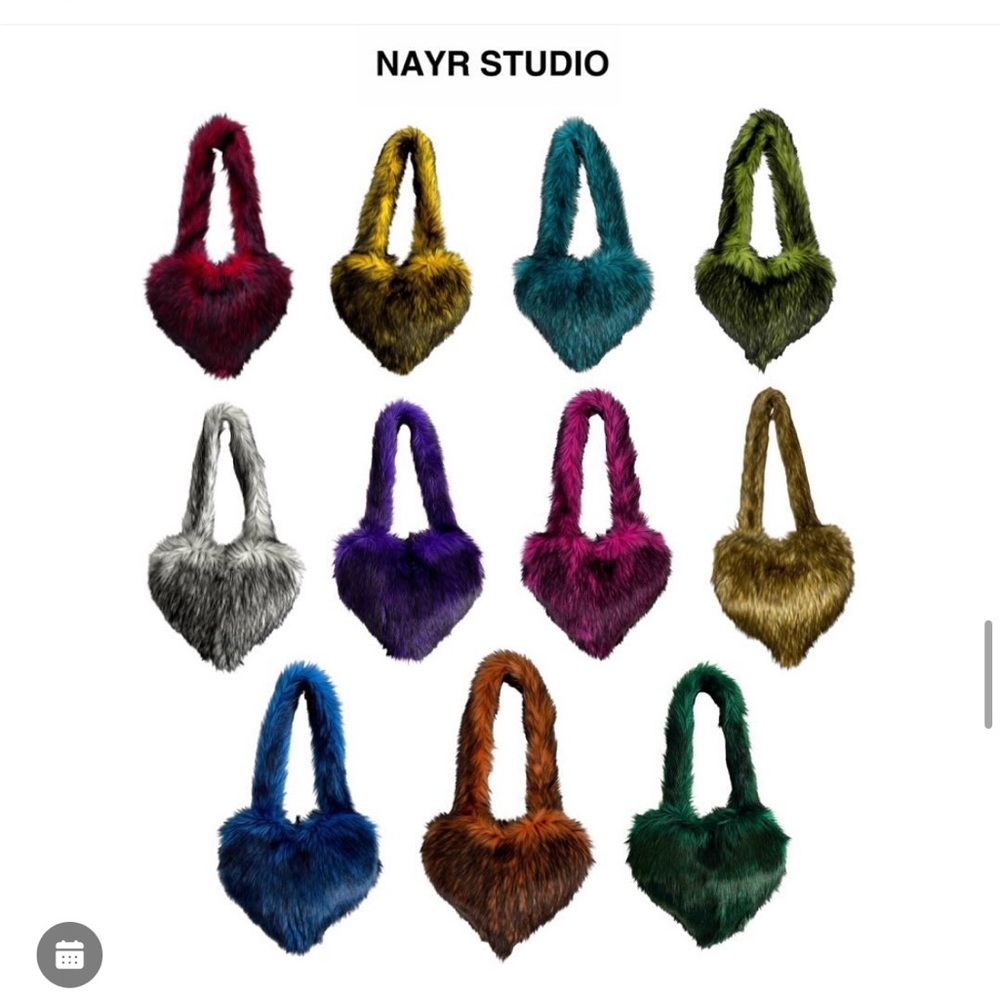 Nayr Studio Heart Faux Fur Bag – Cranberry Noir ♥️